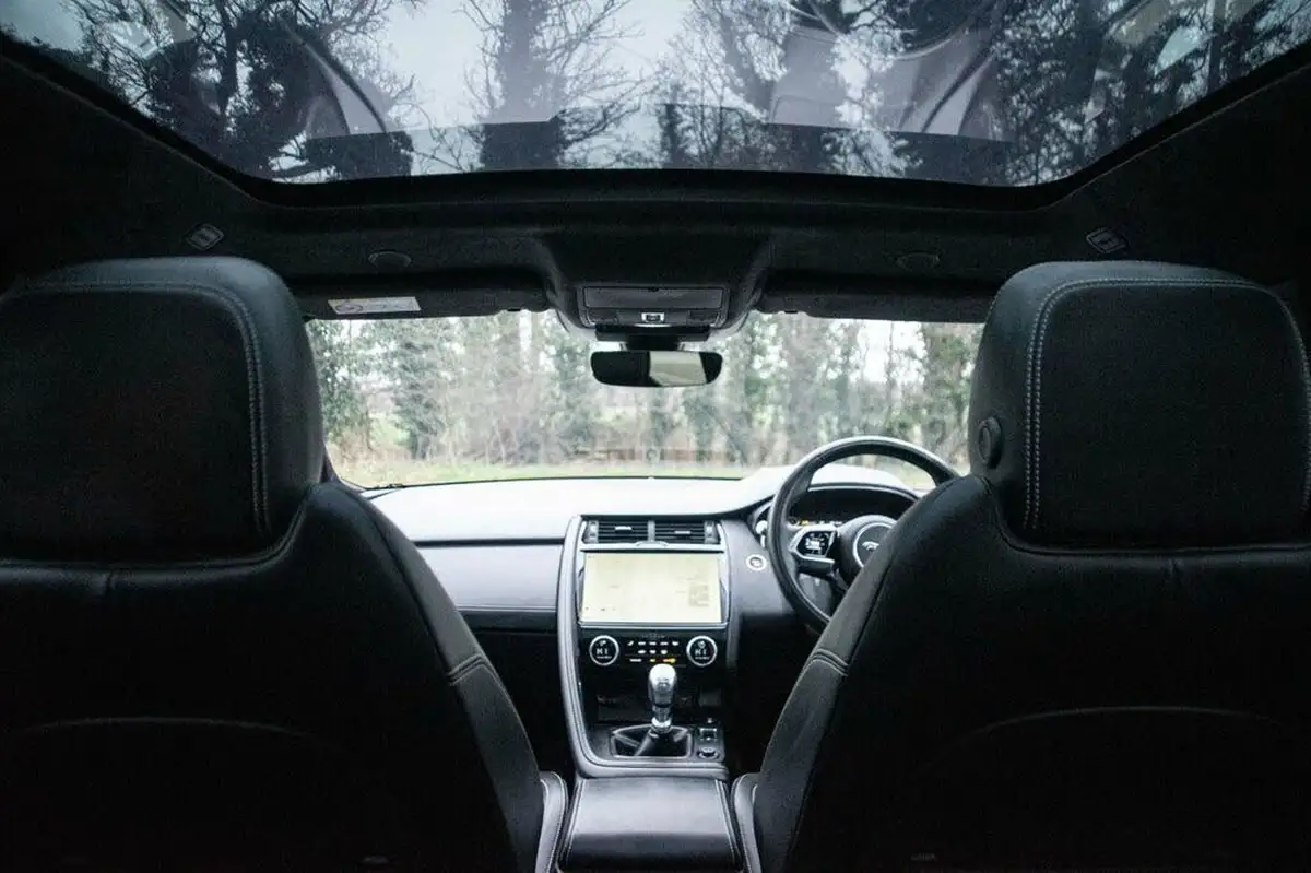 2021-jaguar-e-pace-20-d165-r-dynamic-se-big-16