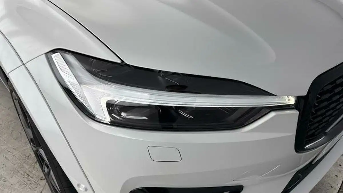 2021-volvo-xc60-20-t8-polestar-engineered-405bhp-twin-engine-big-40
