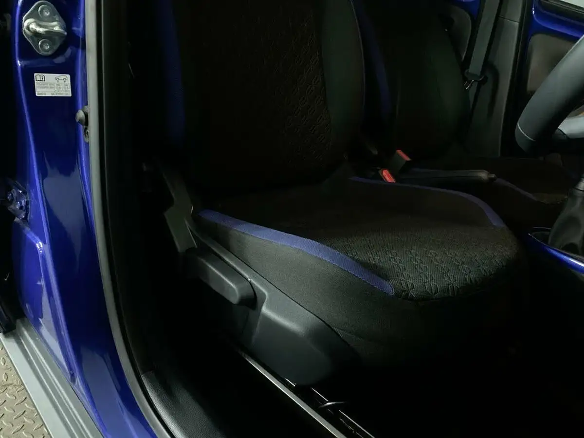 2023-toyota-aygo-x-10-vvt-i-edge-big-25