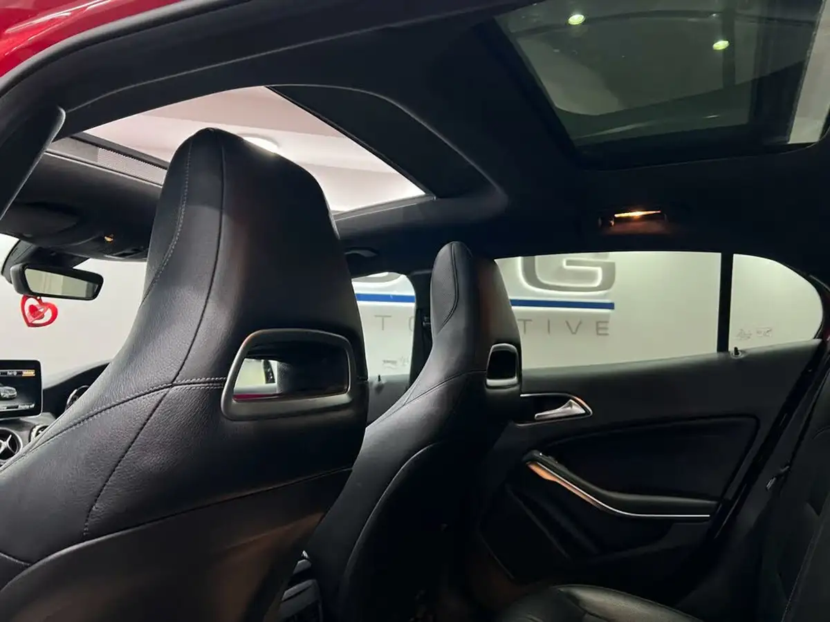 2015-mercedes-benz-gla-class-21d-gla-200d-amg-line-4matic-premium-plusss-7g-dct-big-51