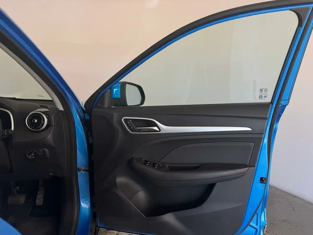 2022-mg-zs-suv-e-trophy-ev-176ps-big-28