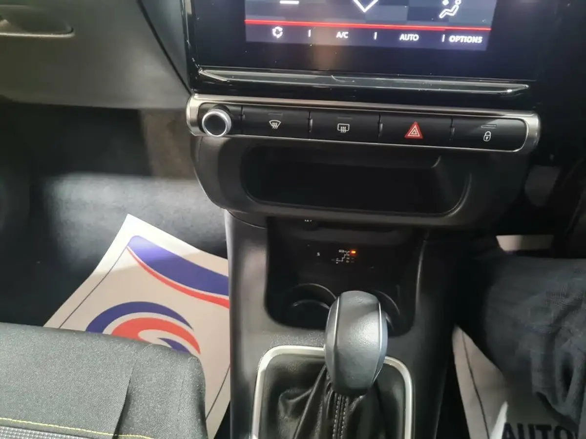 2023-citroen-c3-12-puretech-plus-110ps-eat6-big-9