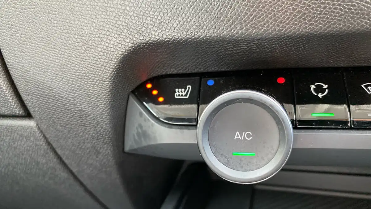 2024-citroen-c4-12-puretech-max-130ps-ss-eat8-big-40