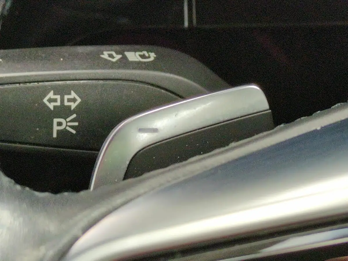 2021-audi-e-tron-50e-technik-station-wagon-big-22