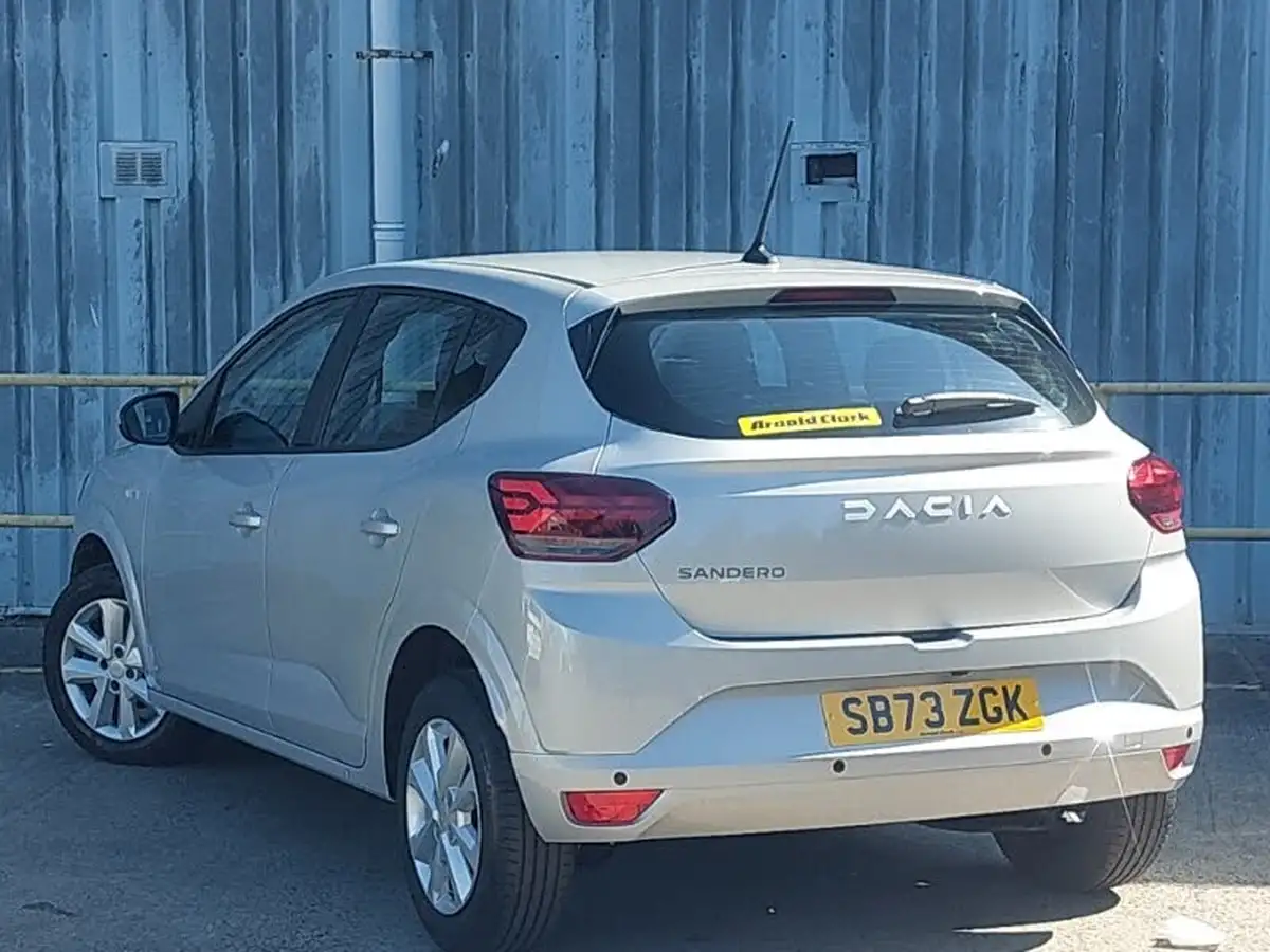 2023-dacia-sandero-10-tce-expression-90bhp-big-1