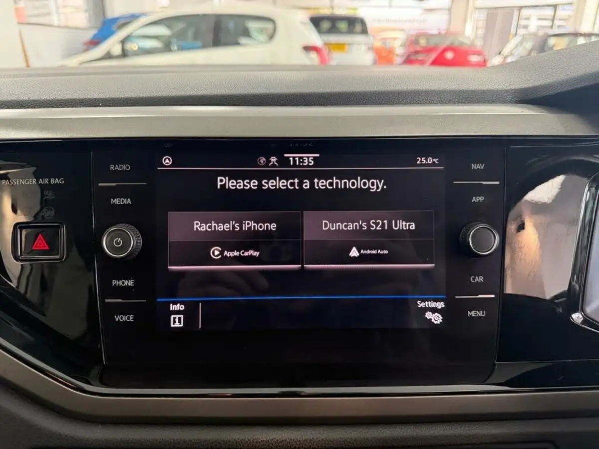 2021-volkswagen-polo-10-match-big-35