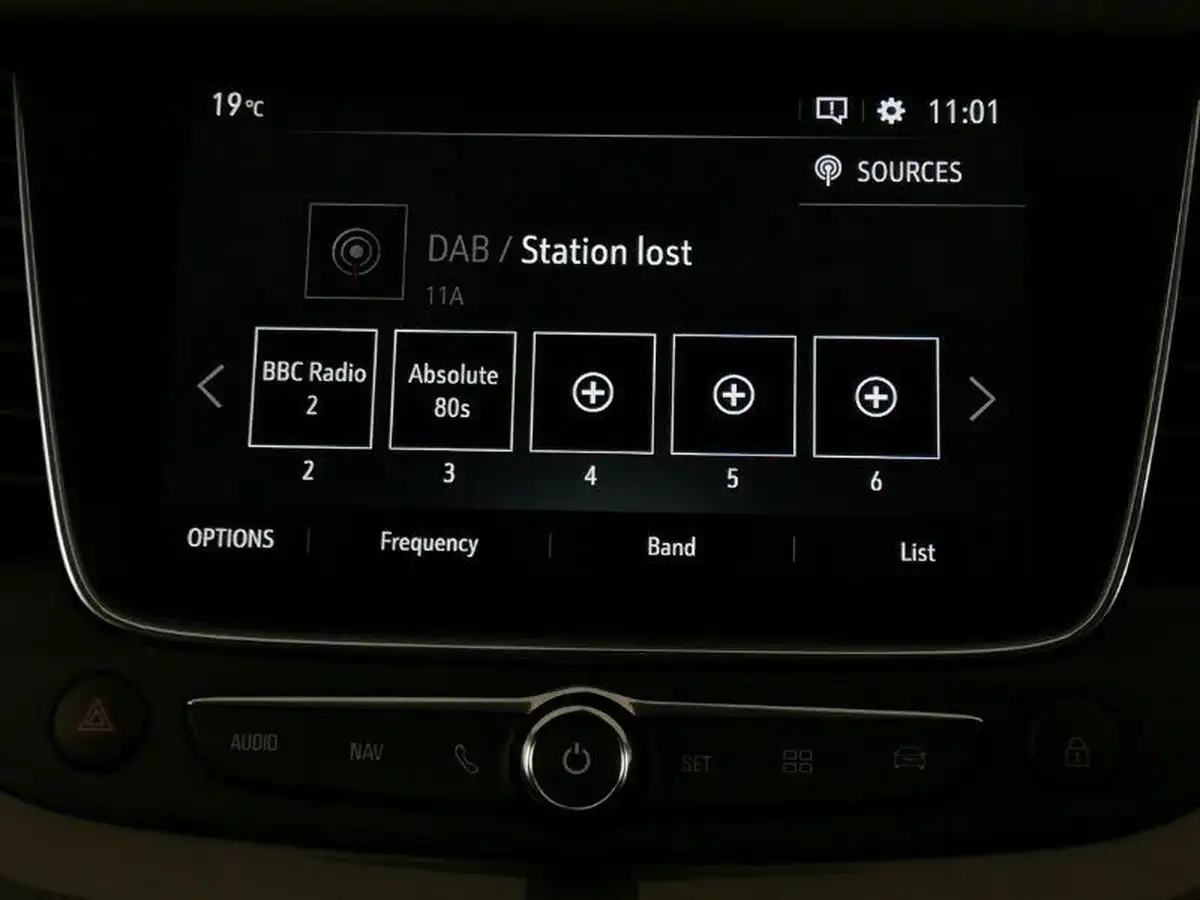 2021-vauxhall-grandland-x-12-business-edition-nav-big-12
