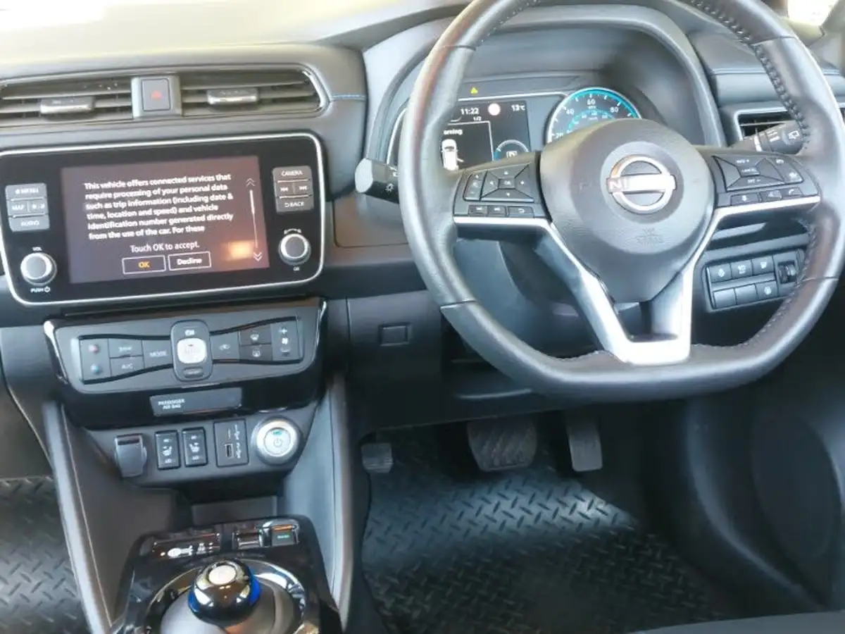 2022-nissan-leaf-e-n-connecta-39kwh-big-6