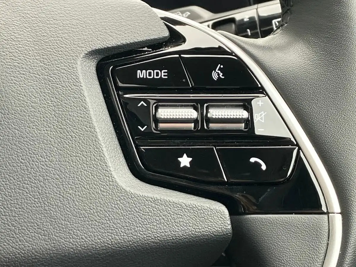 2024-kia-niro-ev-e-4-heat-pump-big-34