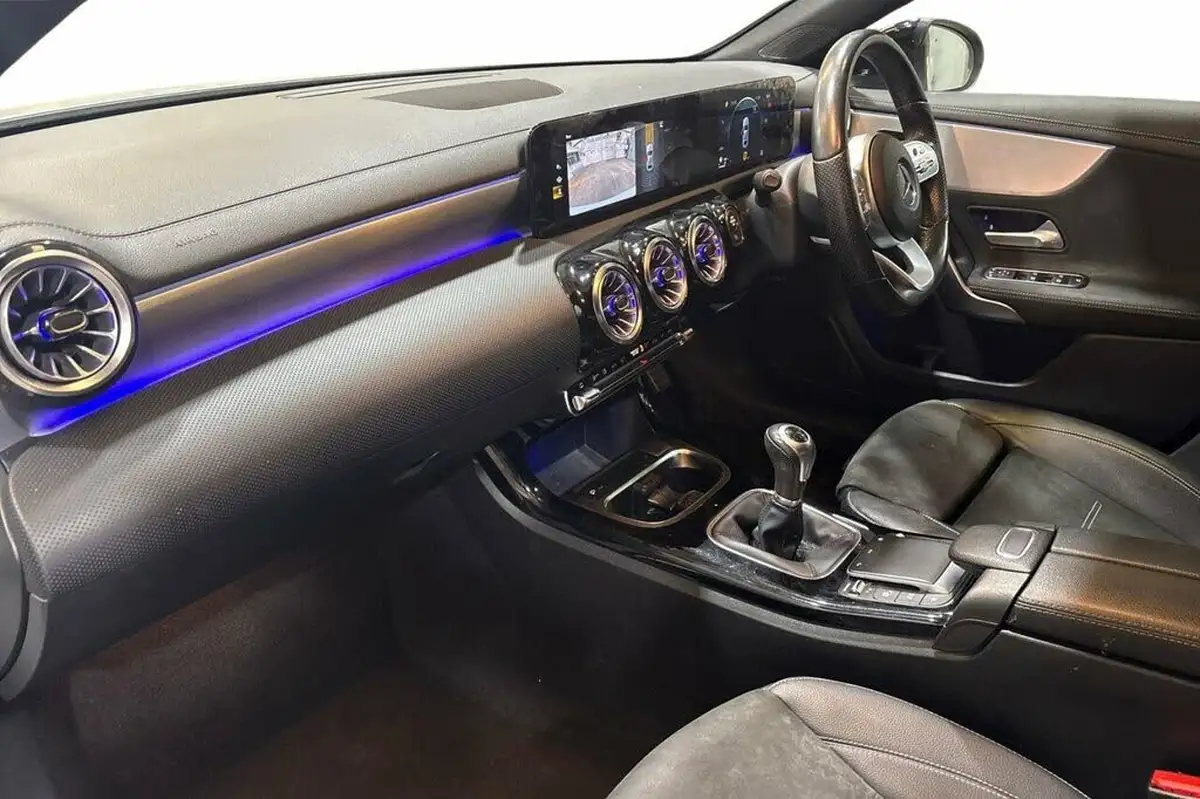 2021-mercedes-benz-a-class-13-a200-amg-line-executive-edition-saloon-4d-big-10