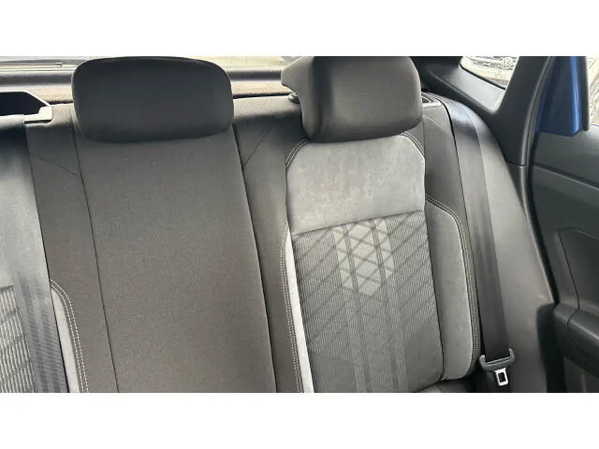 2024-volkswagen-polo-10-tsi-r-line-115ps-dsg-big-43