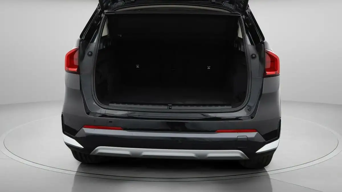 2022-bmw-x1-15-sdrive20i-xline-big-16