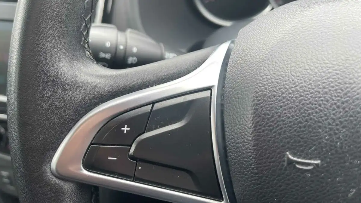 2019-dacia-sandero-stepway-09-tce-techroad-big-18