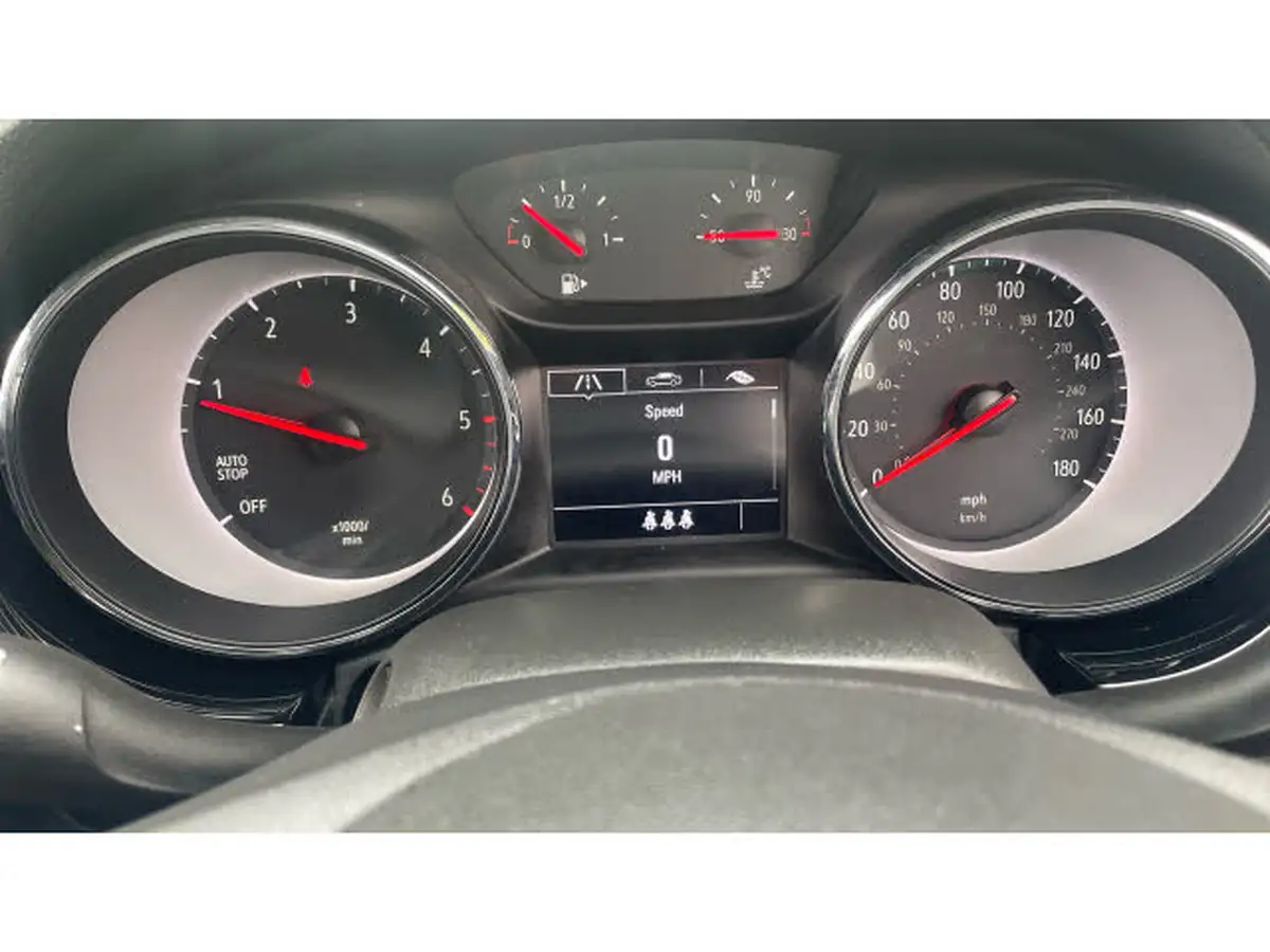 2019-vauxhall-astra-16cdti-griffin-big-17