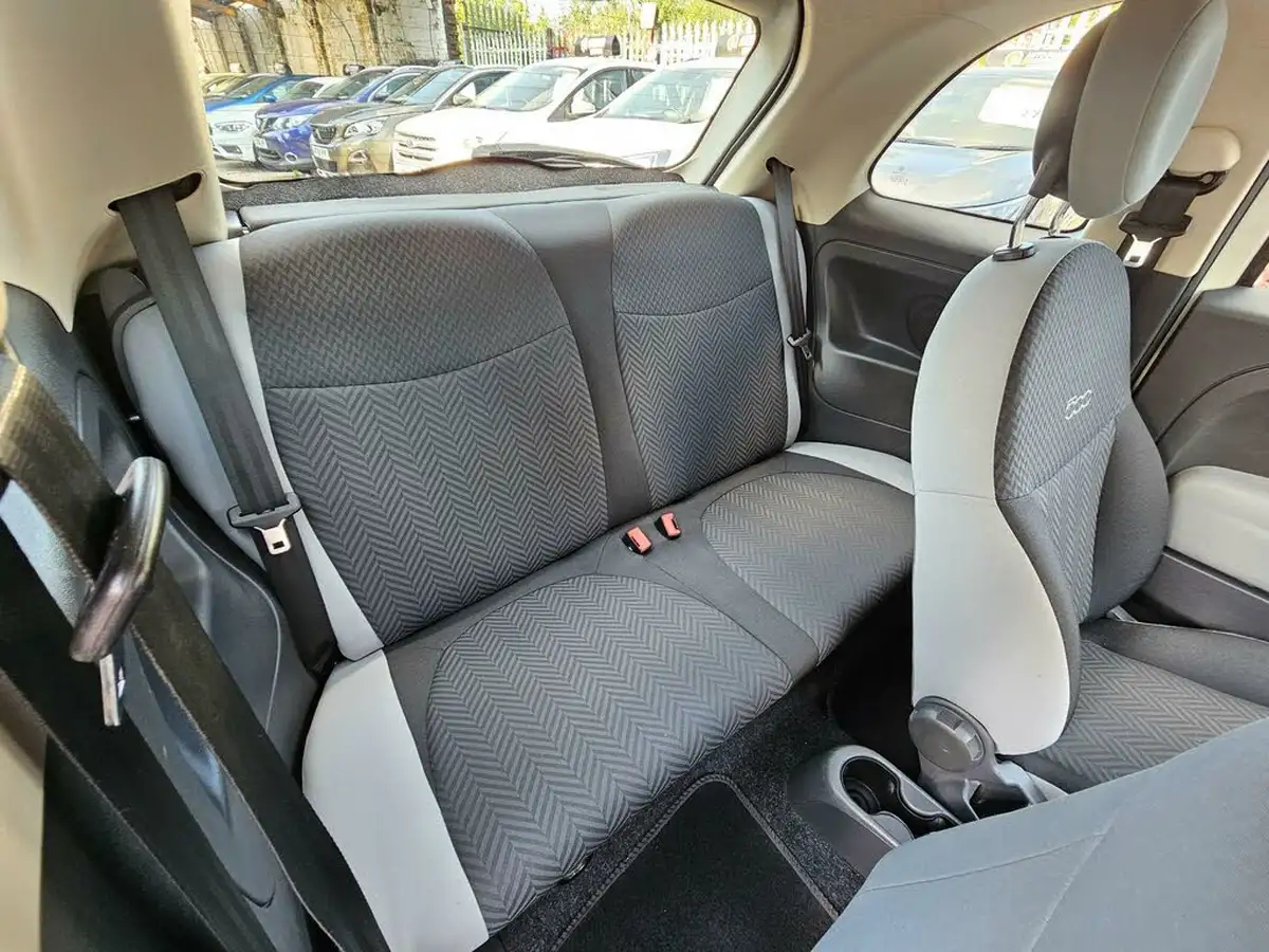 2016-fiat-500-12-pop-big-26