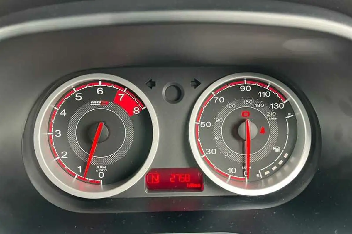 2023-mg-mg3-15-vti-tech-exclusive-nav-big-19