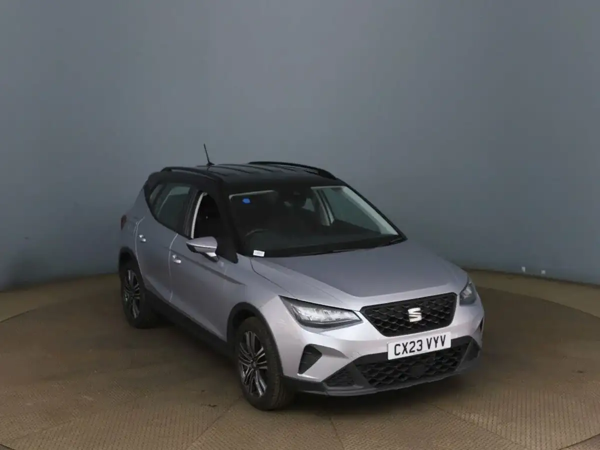 2023-seat-arona-10-tsi-evo-se-technology-big-1