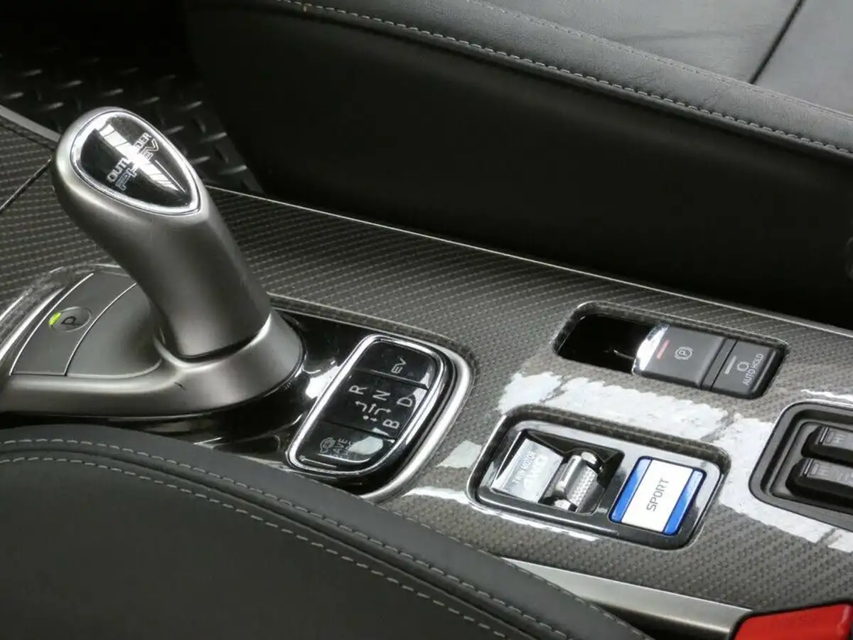 2021-mitsubishi-outlander-24-dynamic-safety-phev-big-69