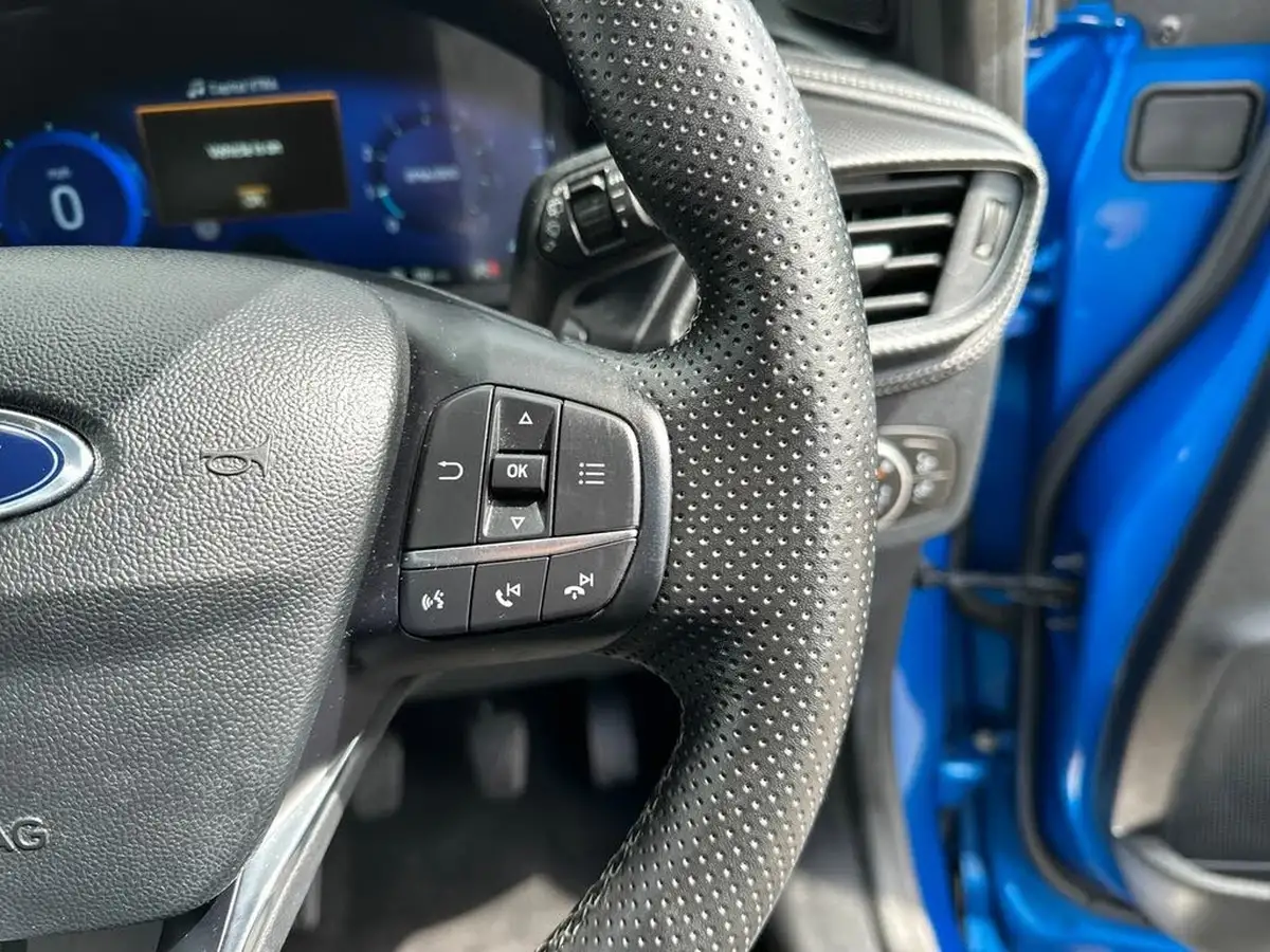 2022-ford-puma-suv-10-st-line-vignale-125ps-big-26