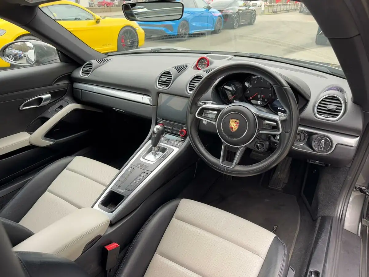 2019-porsche-cayman-718-20-cayman-pdk-big-11