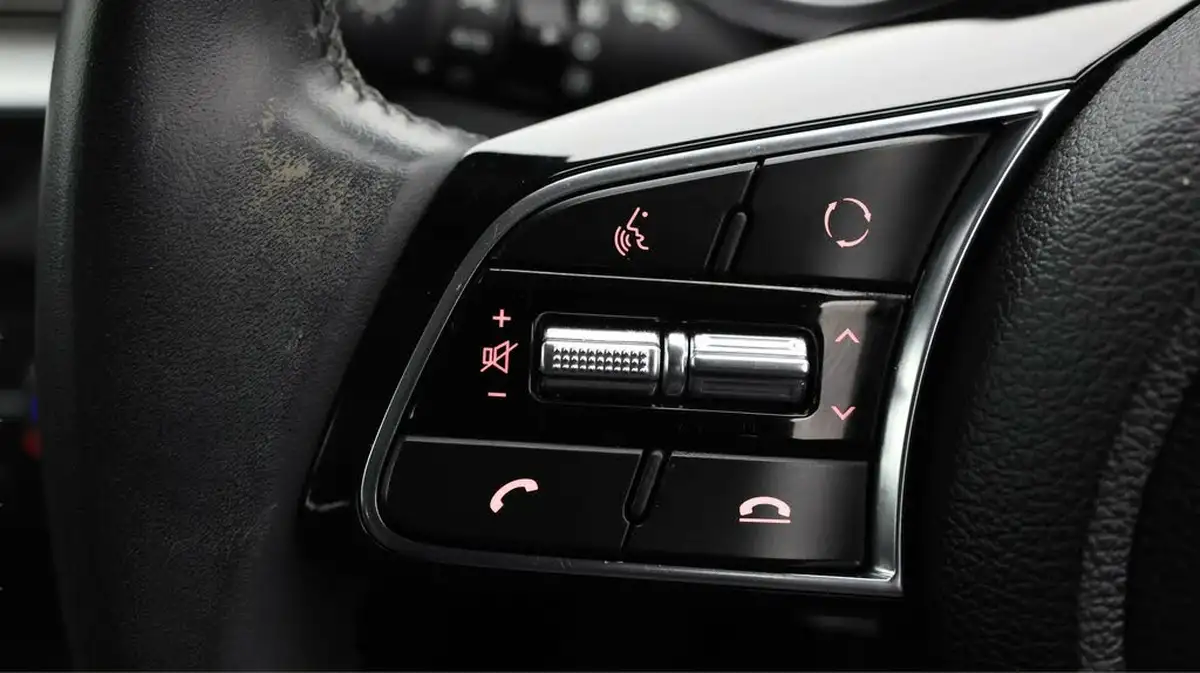 2022-kia-xceed-10-t-gdi-2-big-21