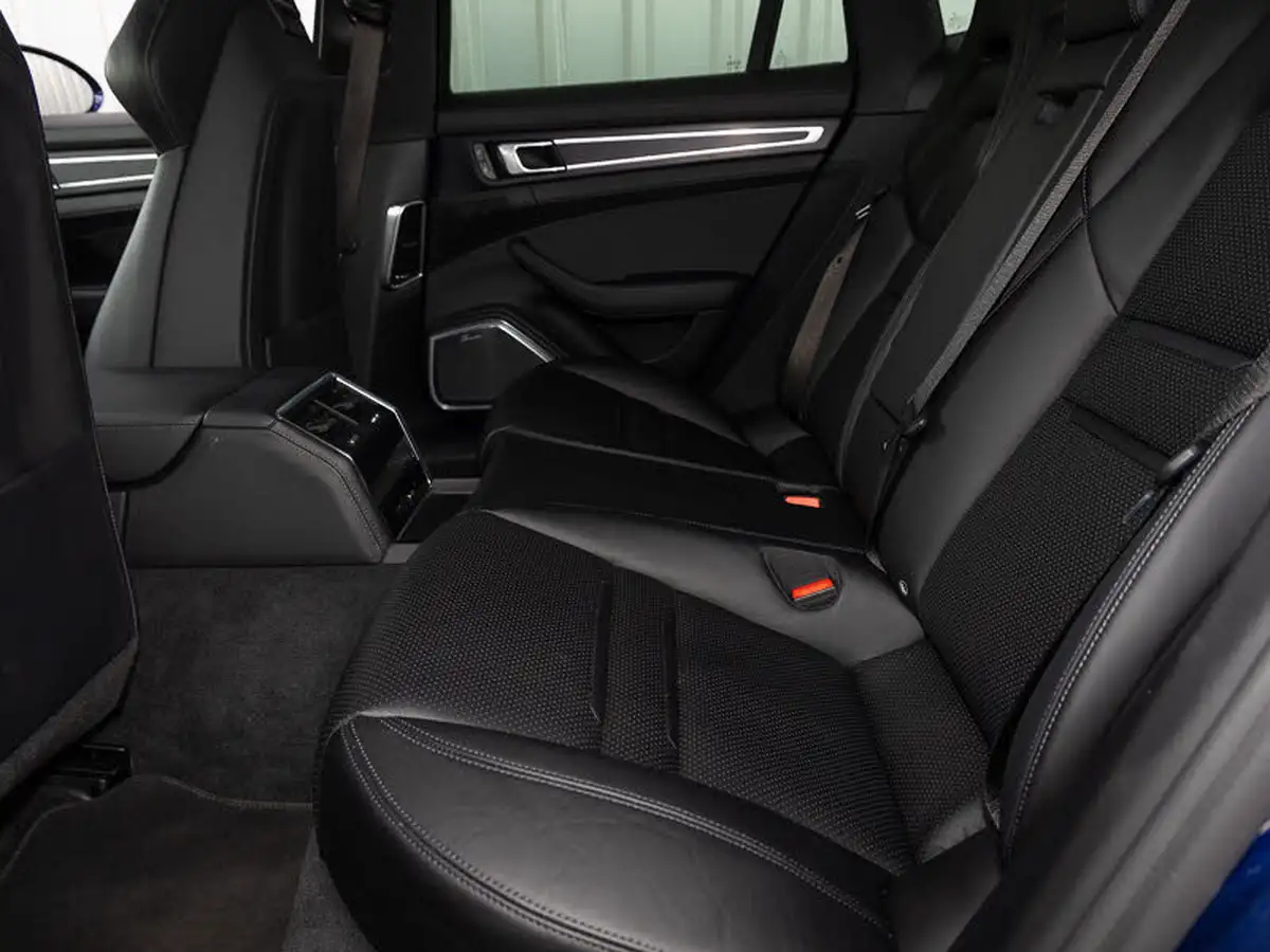 2022-porsche-panamera-30-4-e-hybrid-platinum-edition-hatchback-big-5