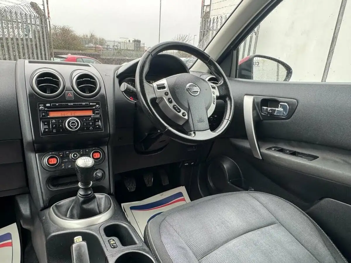 2010-nissan-qashqai-15td-acenta-big-20