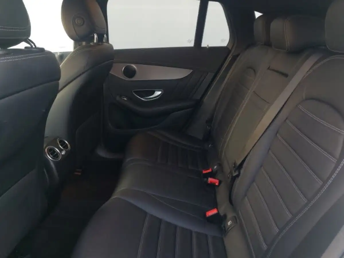 2020-mercedes-benz-eqc-e-eqc-400-amg-line-big-5