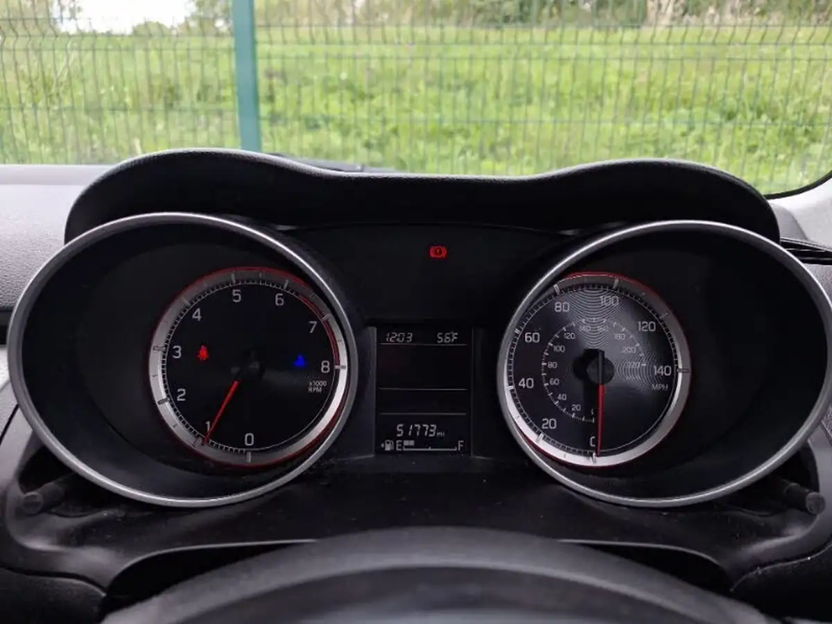 2018-suzuki-swift-10-boosterjet-sz-t-111ps-big-10