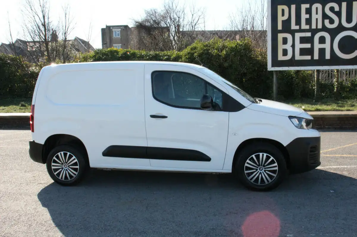 2021-peugeot-partner-15-bluehdi-1000-professional-premium-100pseu6d-big-6