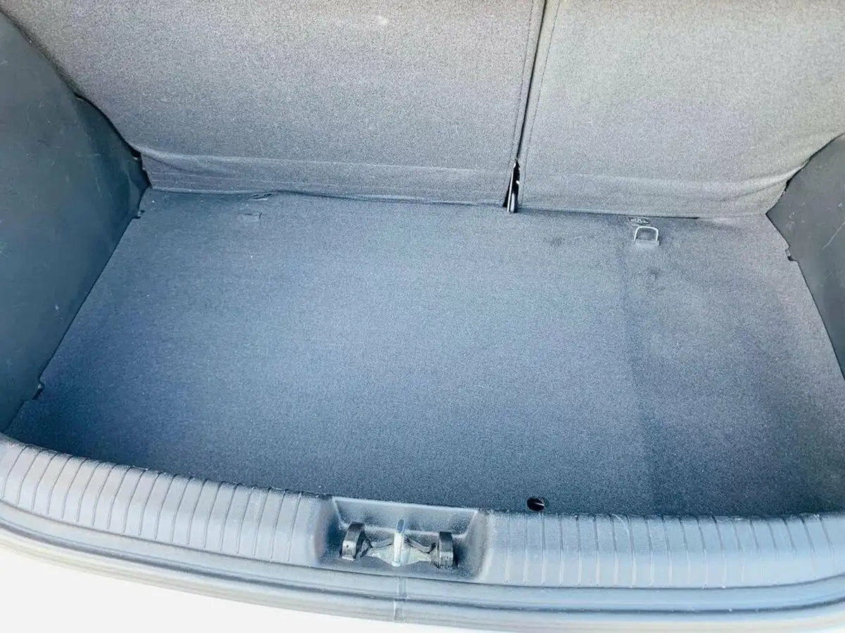 2012-hyundai-i20-12-classic-5d-big-29