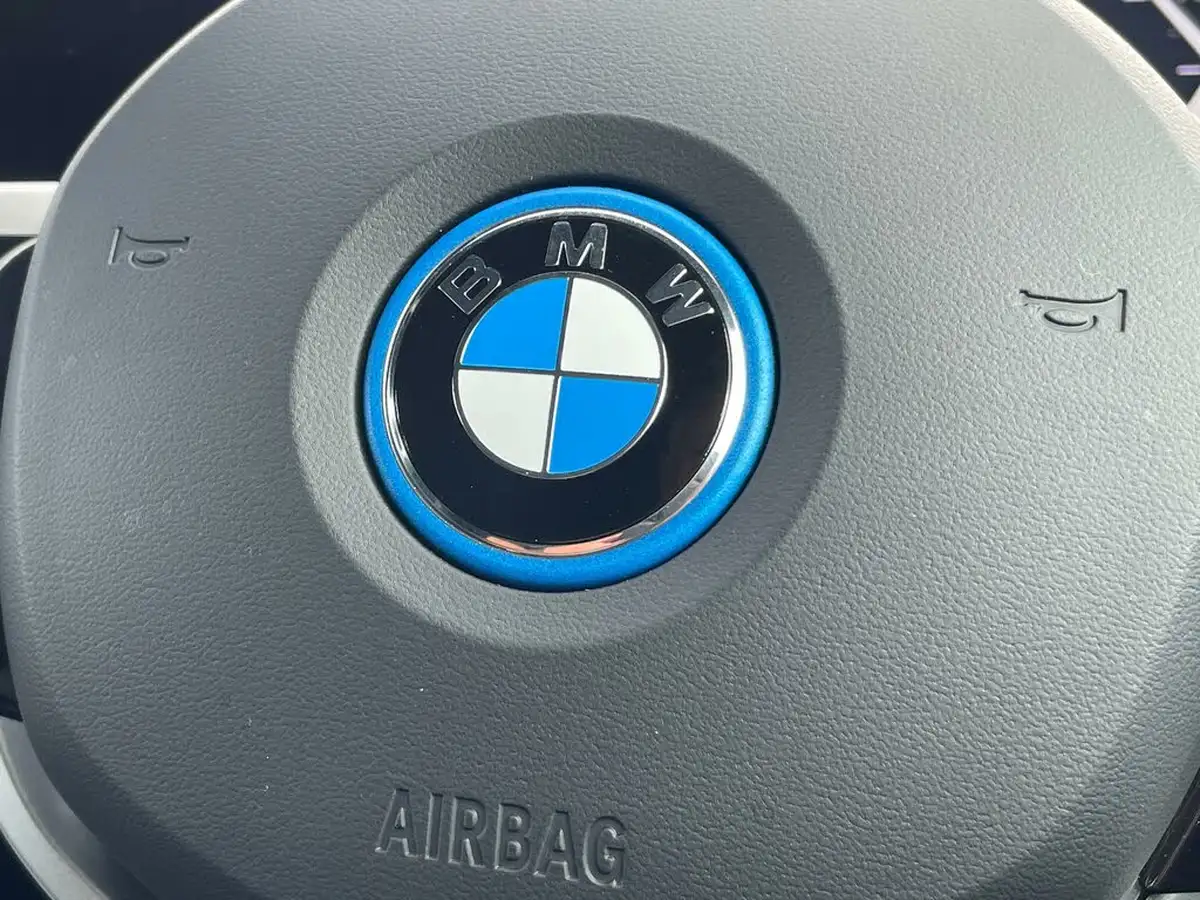 2024-bmw-i4-e-m50-big-54