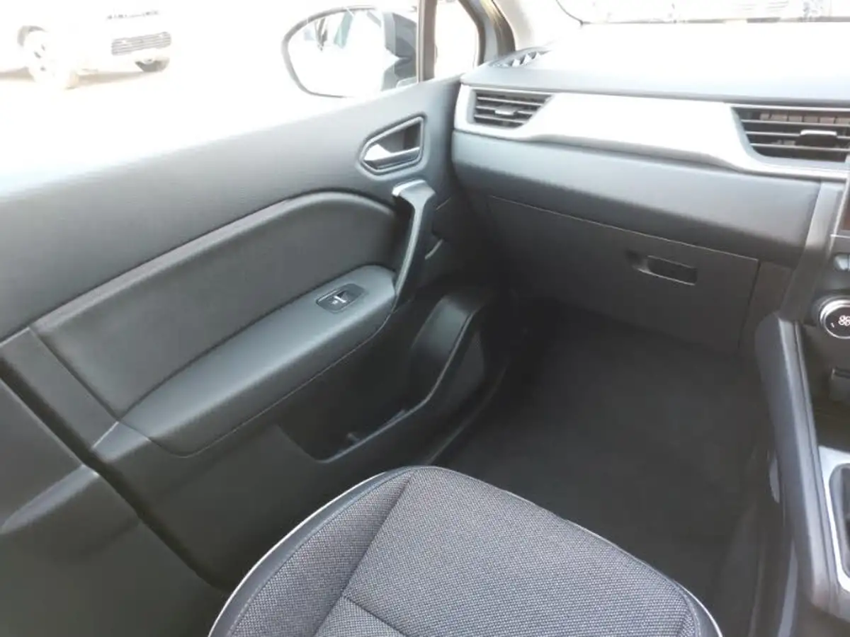 2022-renault-captur-10-tce-se-edition-big-9