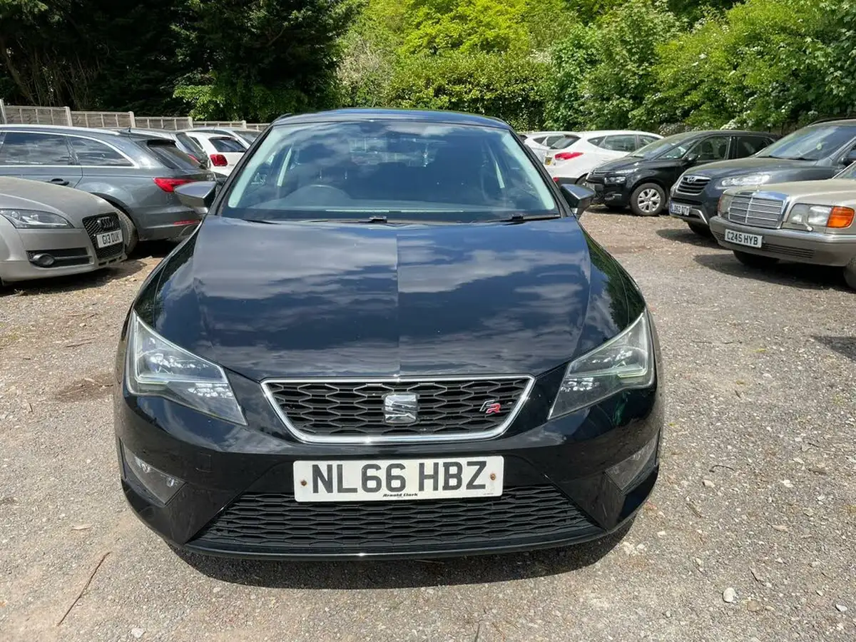 2016-seat-leon-14-ecotsi-fr-titanium-big-6