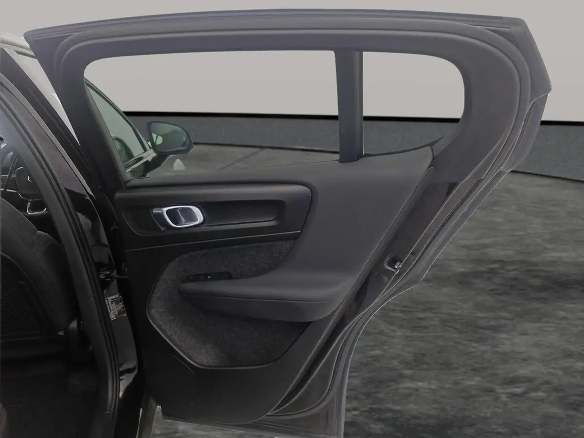 2023-volvo-c40-e-recharge-core-228bhp-big-22