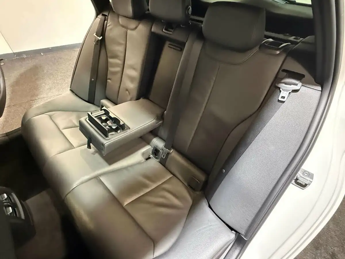 2015-bmw-3-series-20-328i-luxury-touring-5d-auto-big-53