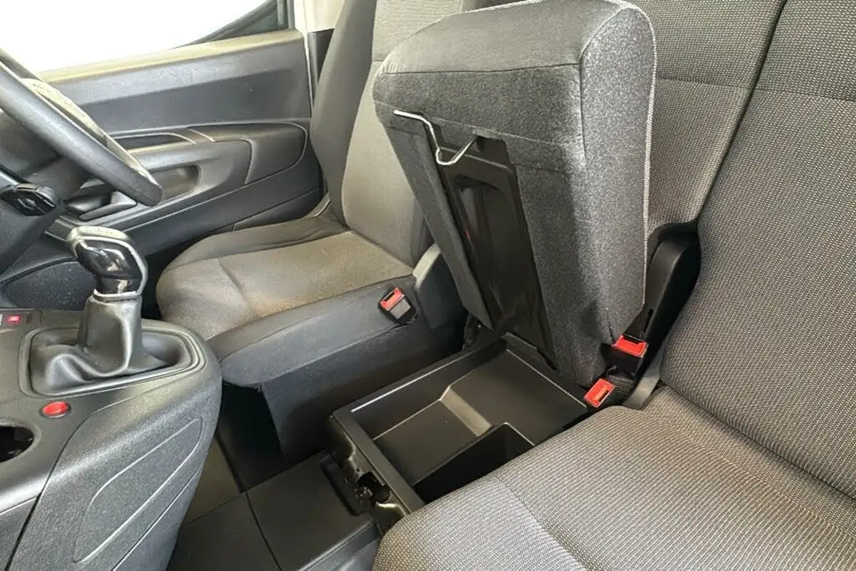 2020-citroen-berlingo-15bluehdi-1000-enterprise-100pseu6dt-e-ss-panel-big-19