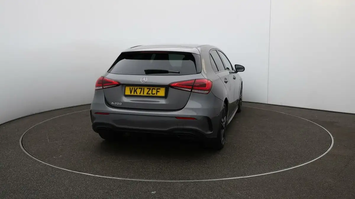 2022-mercedes-benz-a-class-13-a200-amg-line-executive-edition-hatchback-5d-7g-dct-big-55