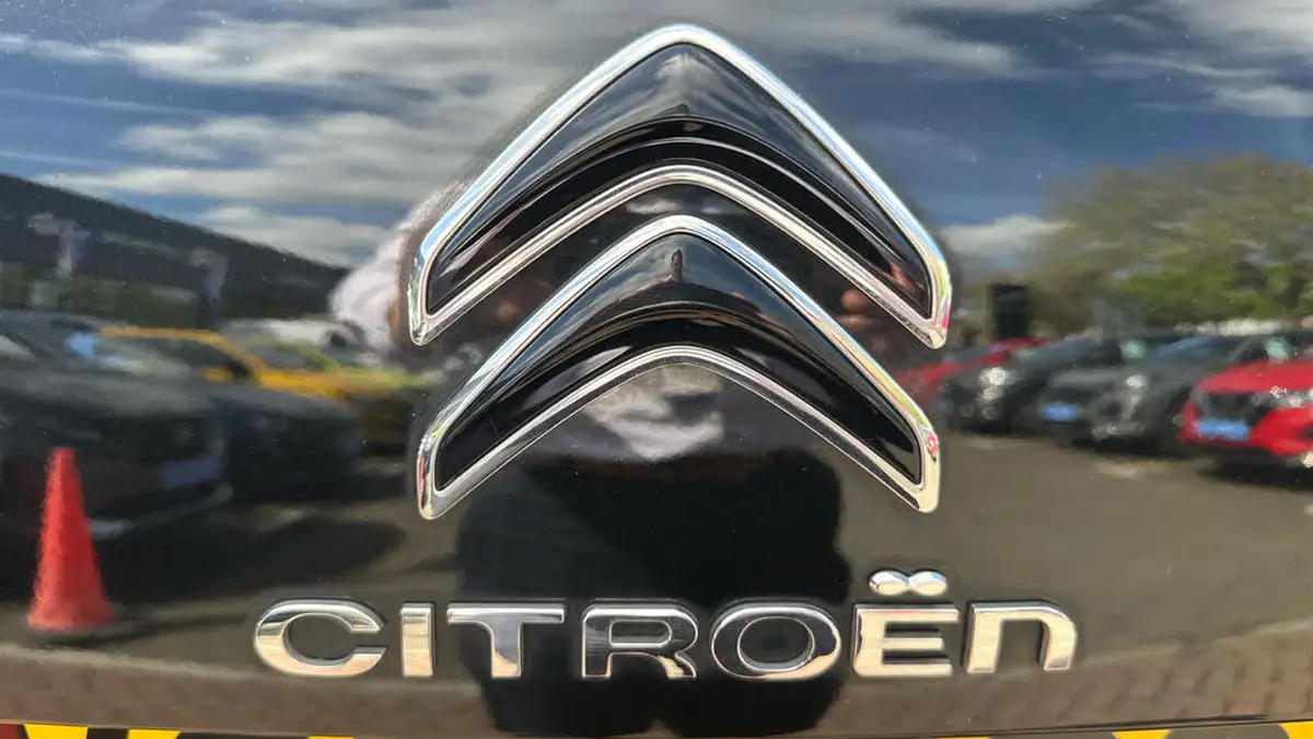 2021-citroen-c5-aircross-12-puretech-shine-big-25