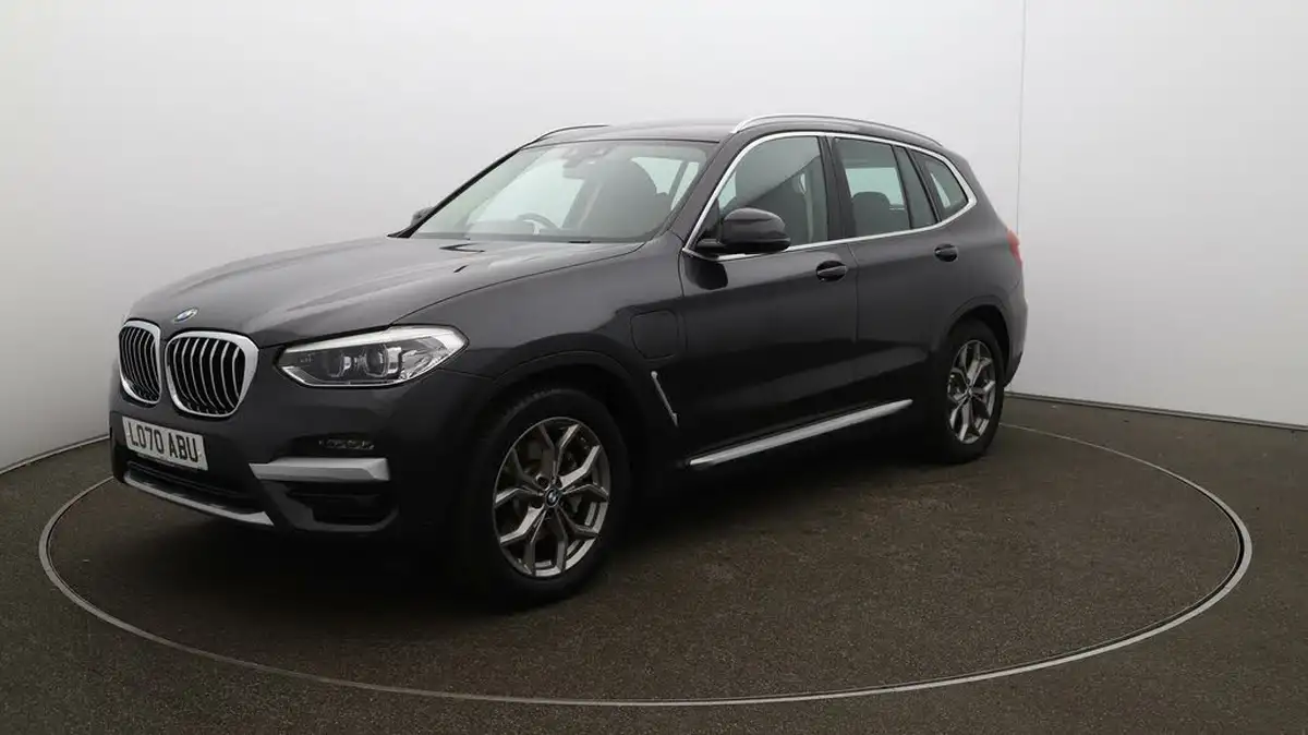 2021-bmw-x3-20-xdrive-30e-xline-big-70
