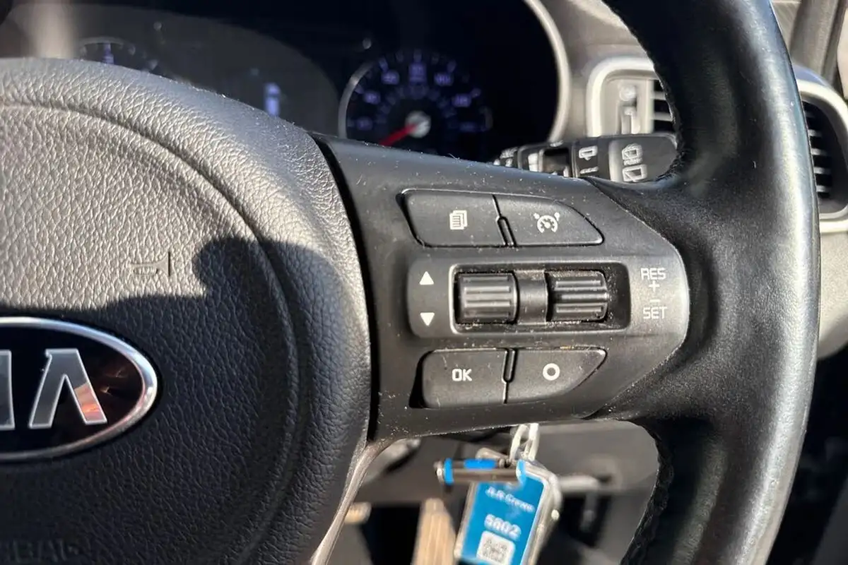 2016-kia-sorento-22-crdi-kx-1-big-50
