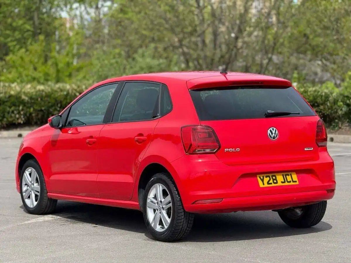 2017-volkswagen-polo-10-match-60ps-ss-5d-big-6