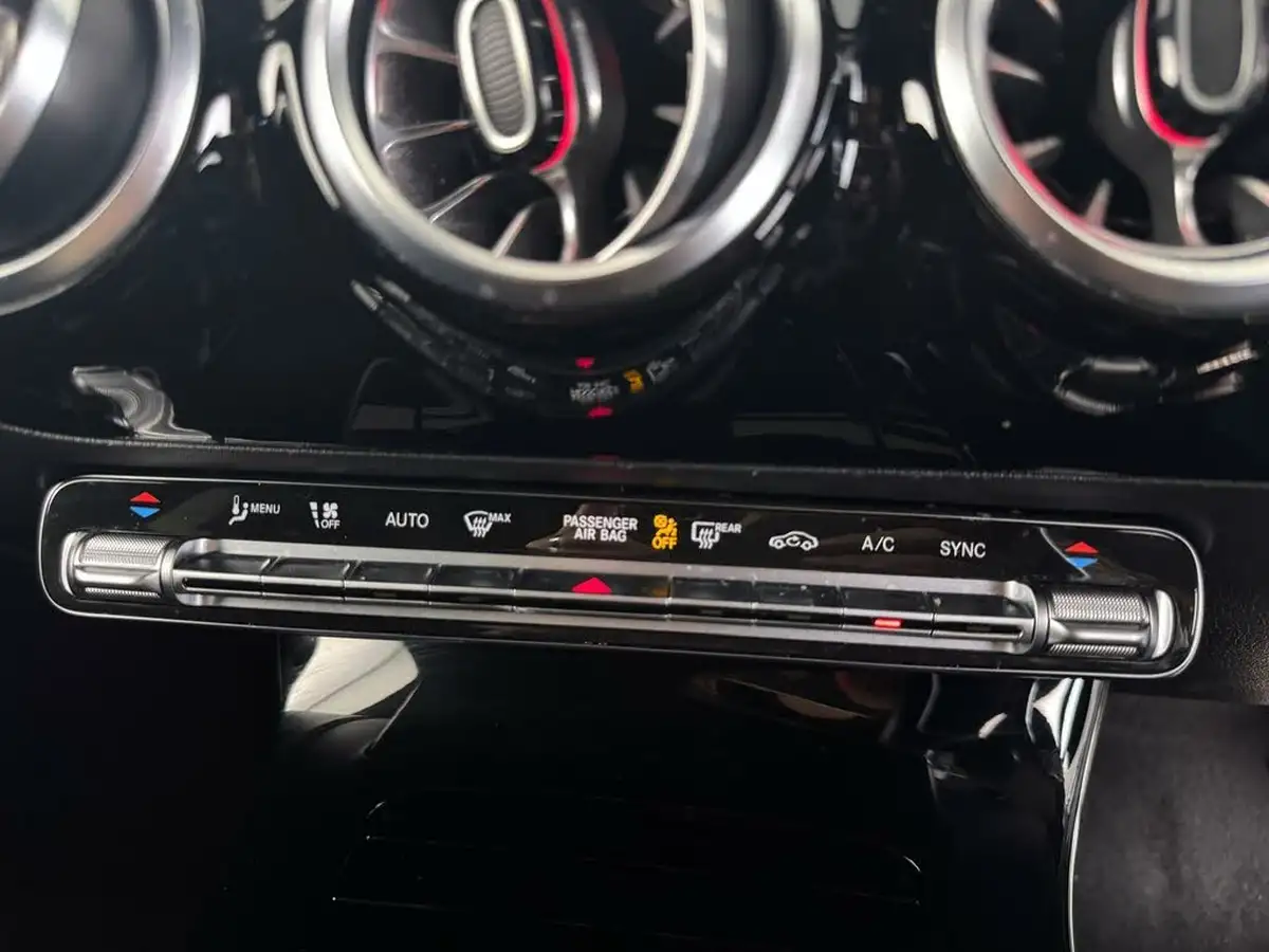 2022-mercedes-benz-cla-13-cla-180-amg-line-premium-coupe-4d-big-24