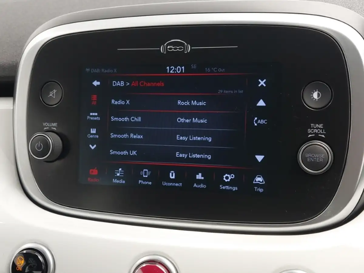 2021-tesla-model-3-e-long-range-4x4-big-14