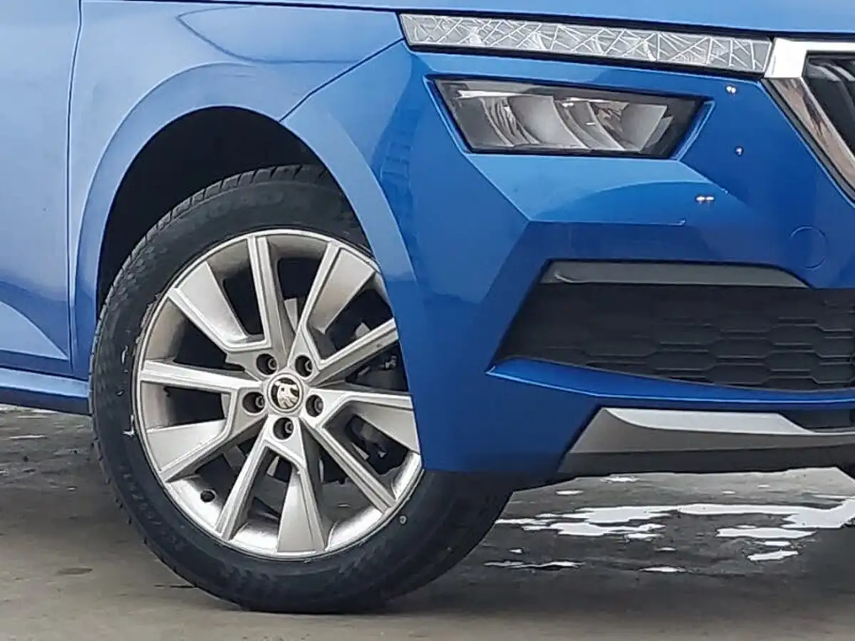 2023-skoda-kamiq-10-tsi-se-drive-95ps-big-8