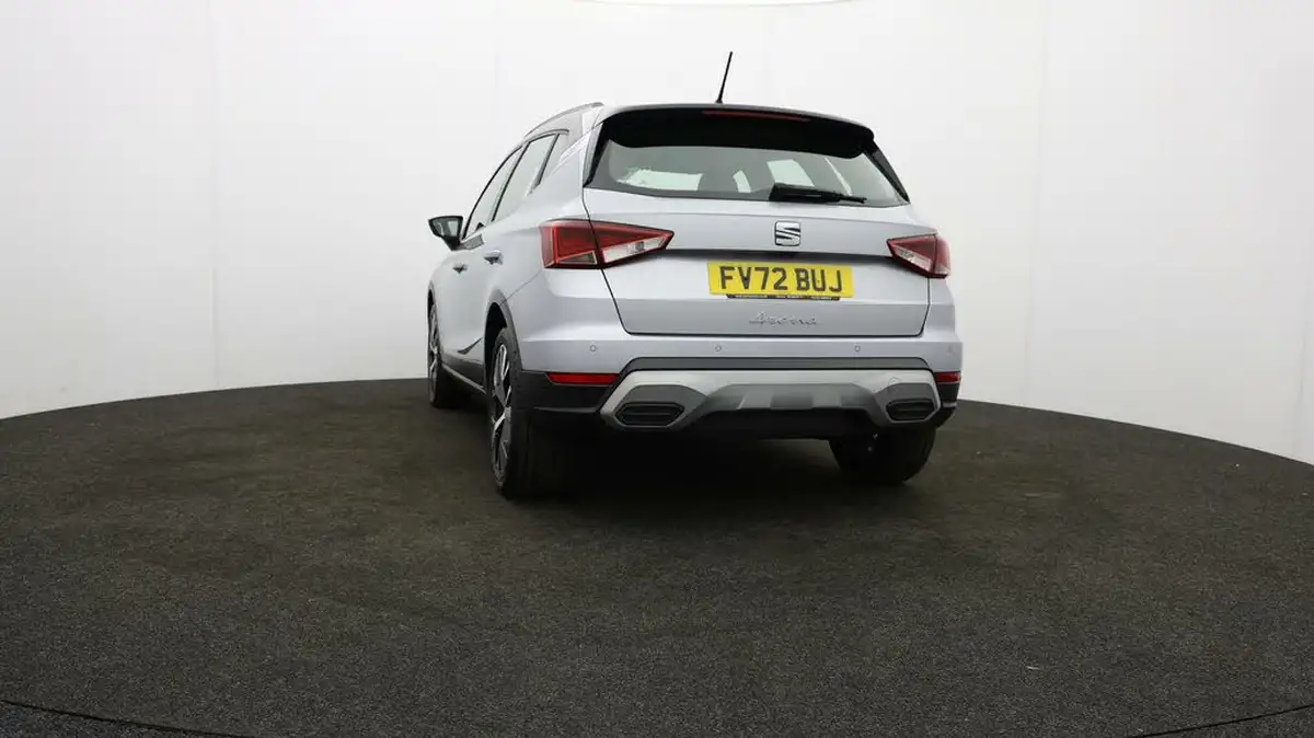 2023-seat-arona-10-tsi-xperience-lux-110ps-big-48