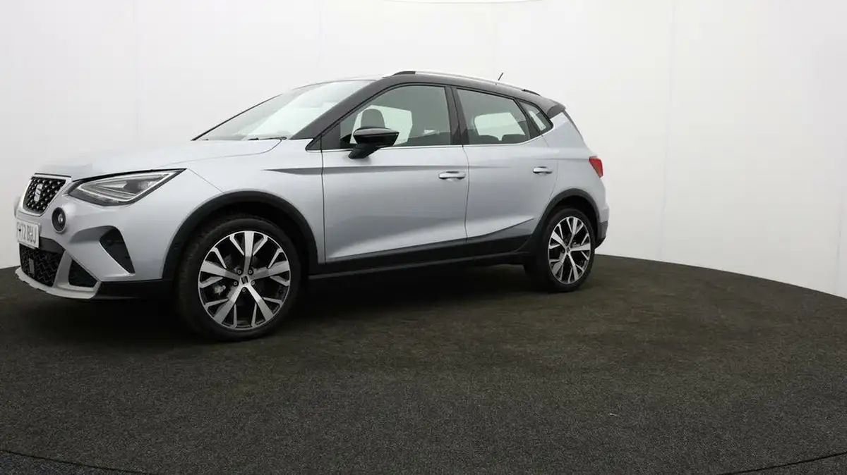 2023-seat-arona-10-tsi-xperience-lux-110ps-big-24