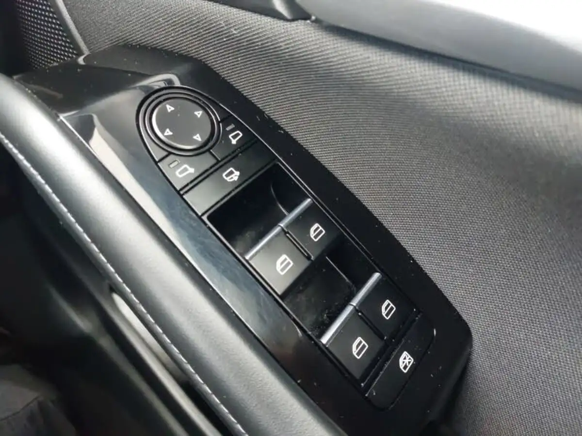 2021-mazda-cx-30-20-e-skyactiv-x-se-l-lux-big-18