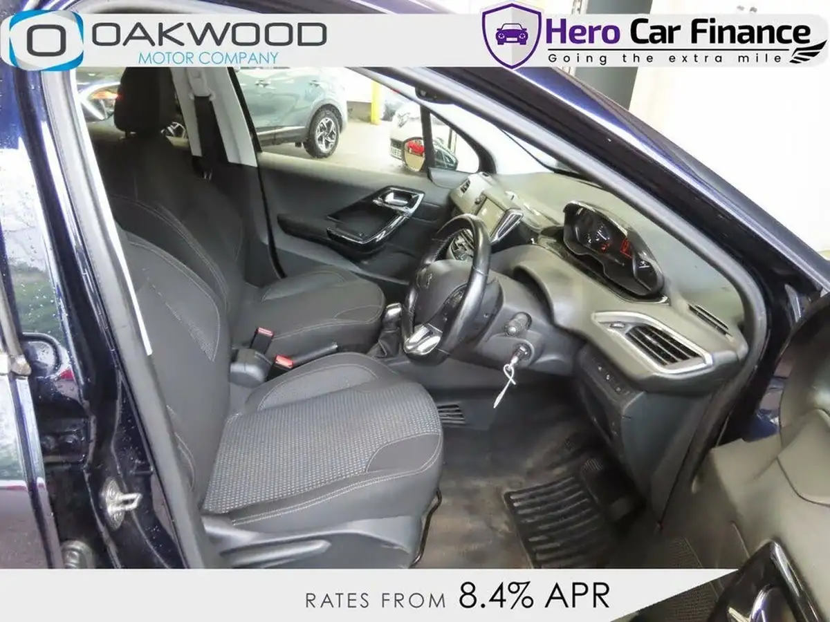 2019-peugeot-208-12-puretech-tech-edition-82bhp-big-3