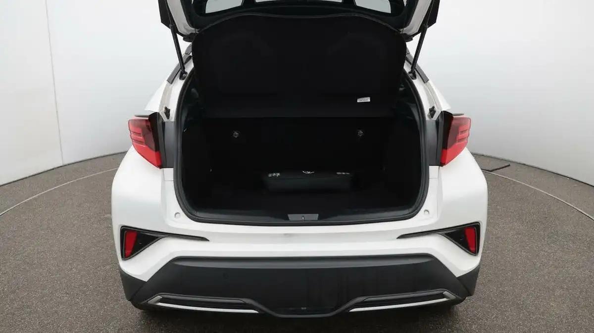 2022-toyota-c-hr-18-vvt-i-gr-sport-big-17